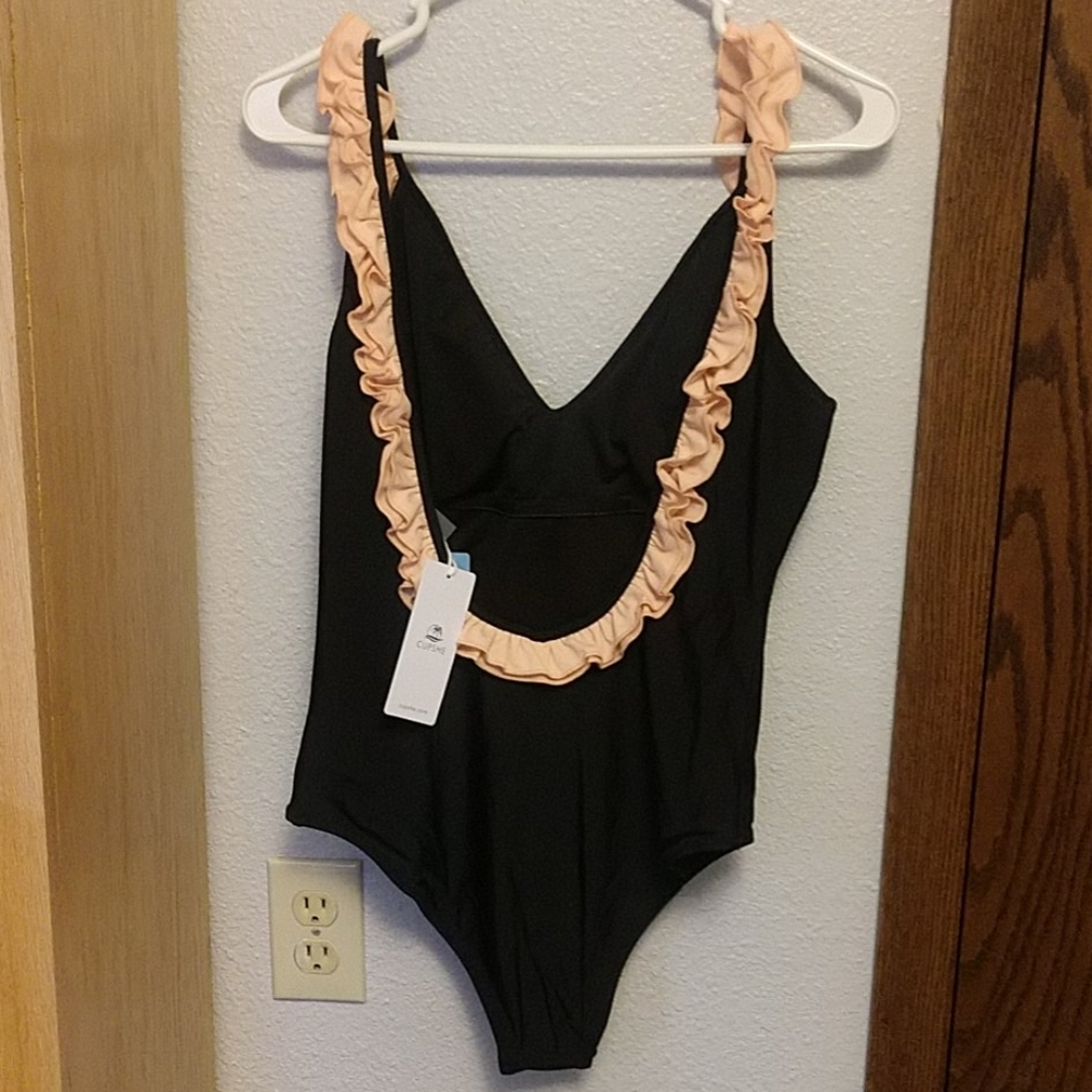 Cupshe Open Back One Piece Swimsuit